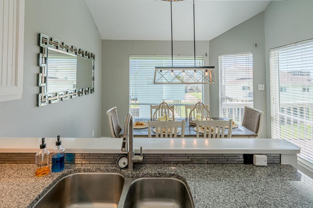 Hot Tub - Ocean Views - Steps To Private Beach - Quiet Location Galveston Dış mekan fotoğraf